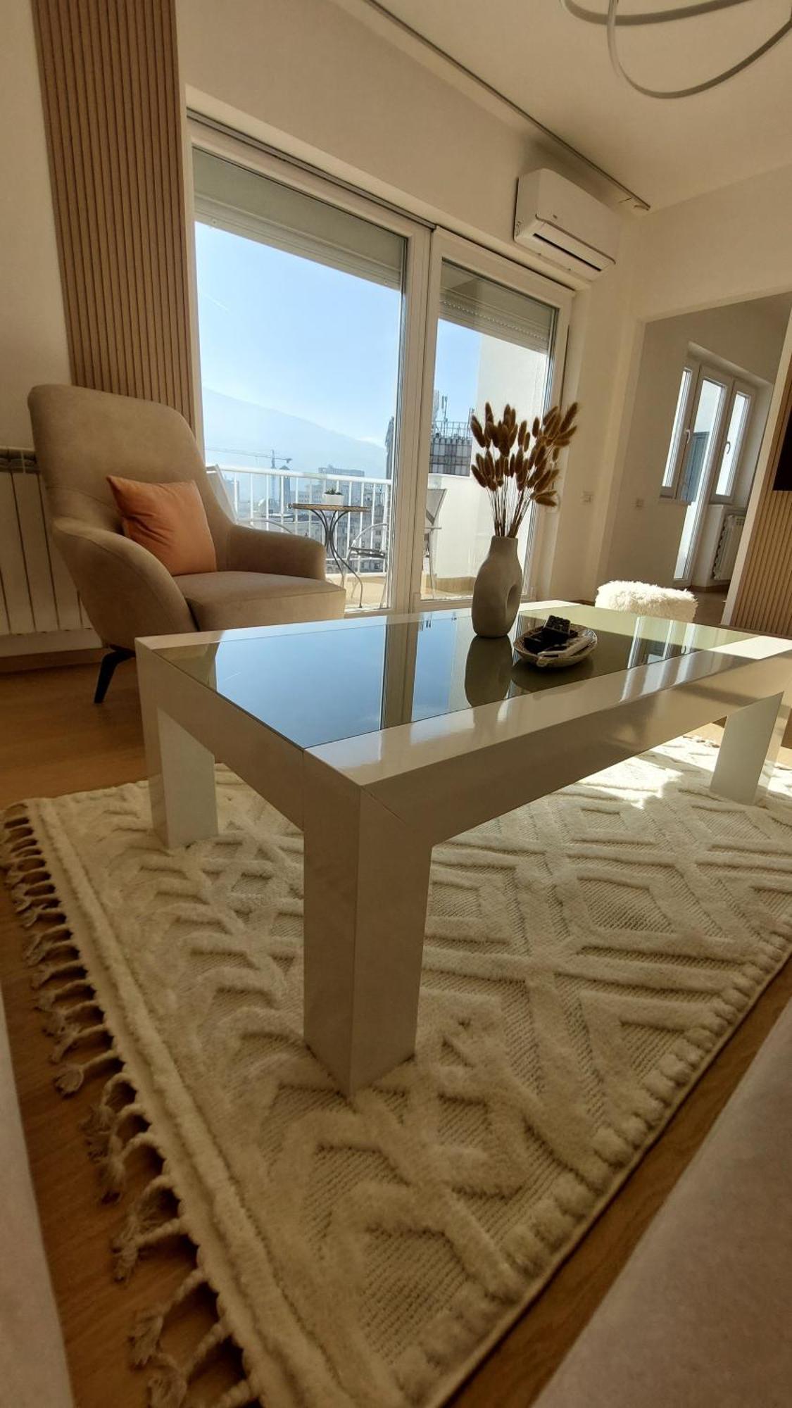 Mina Modern & Cozy Apartment Main City Square Gtc Скопие Екстериор снимка