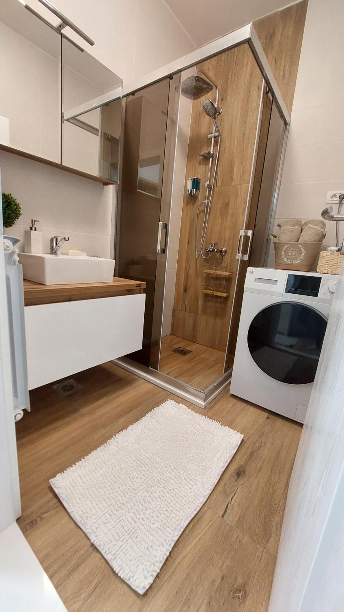 Mina Modern & Cozy Apartment Main City Square Gtc Скопие Екстериор снимка