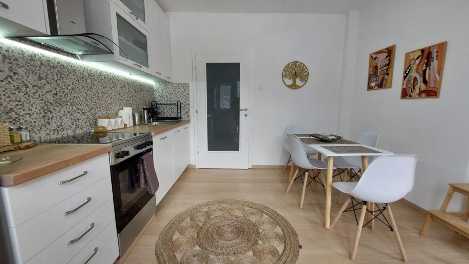 Mina Modern & Cozy Apartment Main City Square Gtc Скопие Екстериор снимка