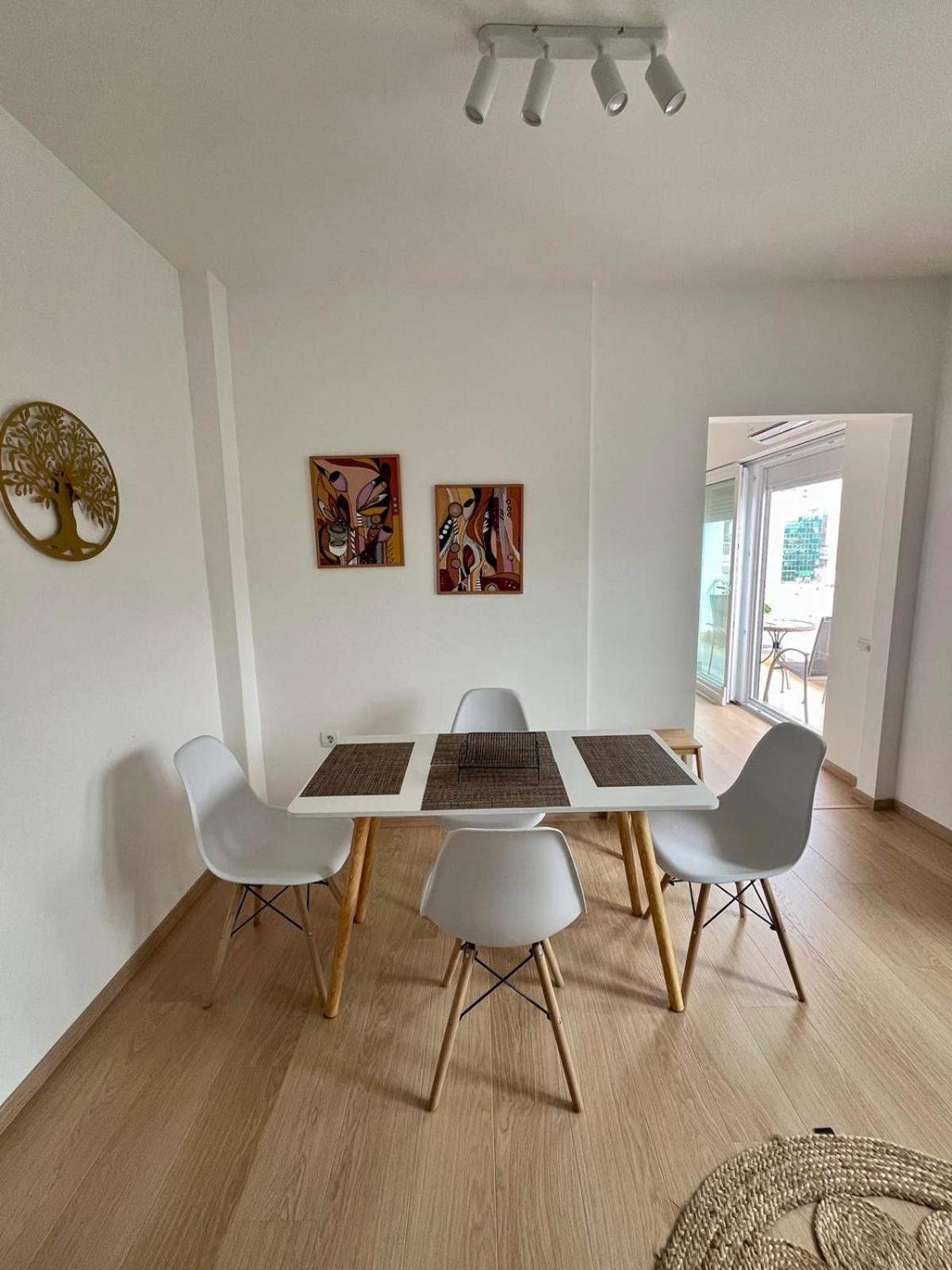 Mina Modern & Cozy Apartment Main City Square Gtc Скопие Екстериор снимка